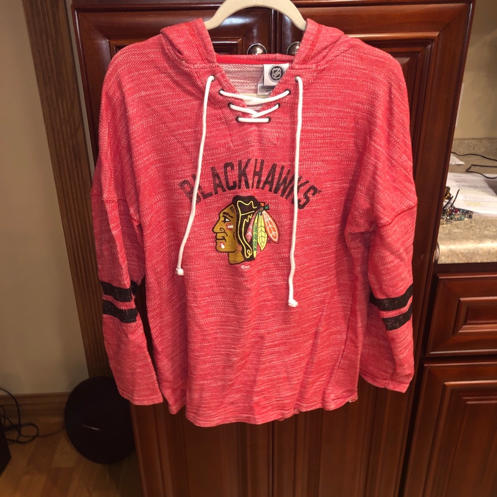 NHL women’s Chicago Blackhawks Sweater with hoodie